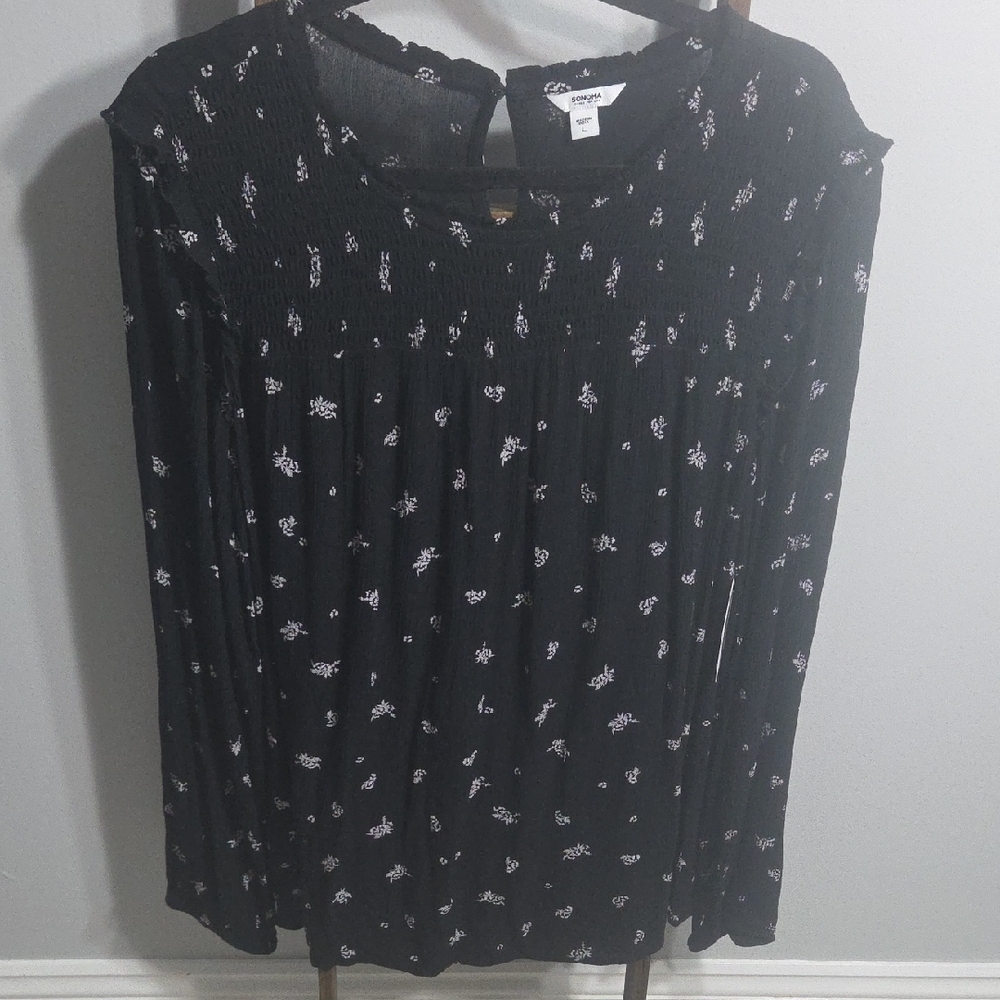 Sonoma Black and White Floral Blouse